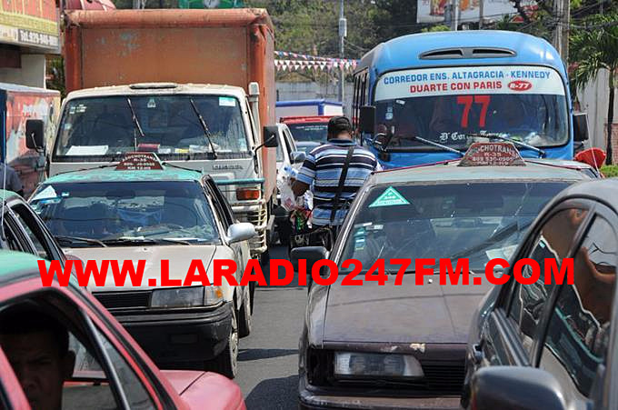 Transportistas amenazan con subir los pasaje desde mañana