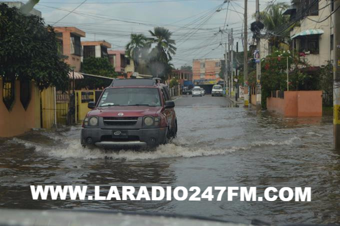 Siguen los aguaceros el fin de semana; mantienen alerta en gran parte del país