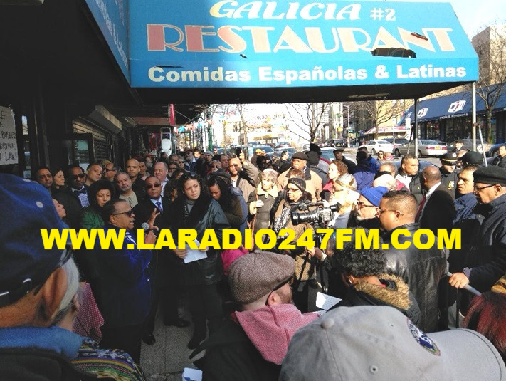 Dominicanos Alto Manhattan protestan en apoyo restaurant Galicia