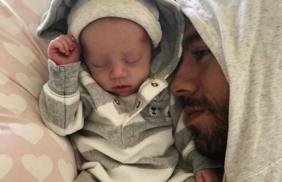 Enrique Iglesias guarda silencio sobre sus hijos, pero su madre no