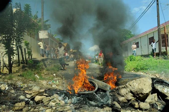 Se registran protestas por la falta de agua y por apagones