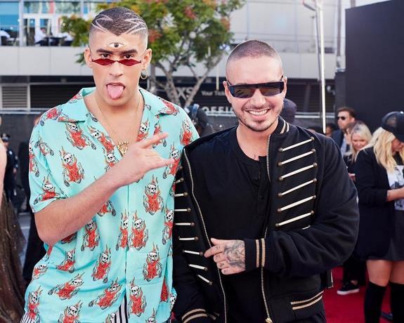 J Balvin y Bad Bunny lanzan el álbum conjunto "Oasis"