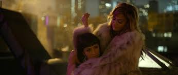 Jennifer López y Cardi B presentan el primer tráiler de la cinta “Hustlers”