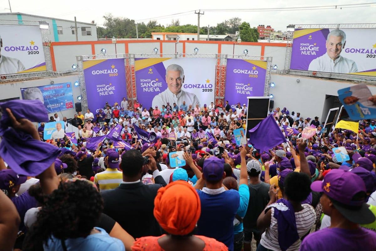 GONZALO CASTILLO AFIRMA SERA UN PRESIDENTE CON UN OIDO SENSIBLE A LAS NECESIDADES DE LA GENTE