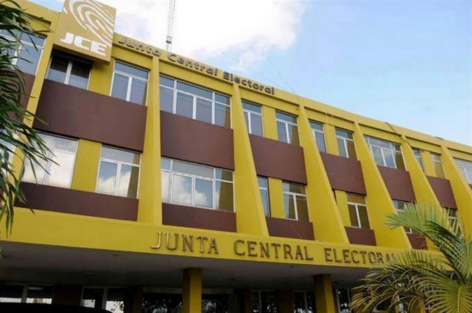 JUNTA CENTRAL ELECTORAL Plazo para inscribir candidatos oficiales vence el 27 de octubre