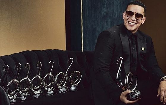 Daddy Yankee se convirtió en el artista más premiado con siete trofeos