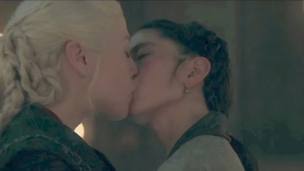 El inesperado beso de “House of the Dragon” que no estaba en el guion y fue improvisado en el set